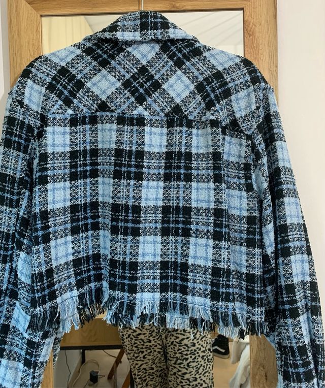 Chaqueta crop Stradivarius twet L