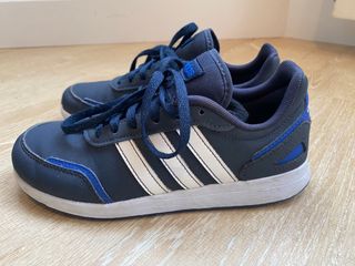 Zapatillas Adidas (solo venta en persona)