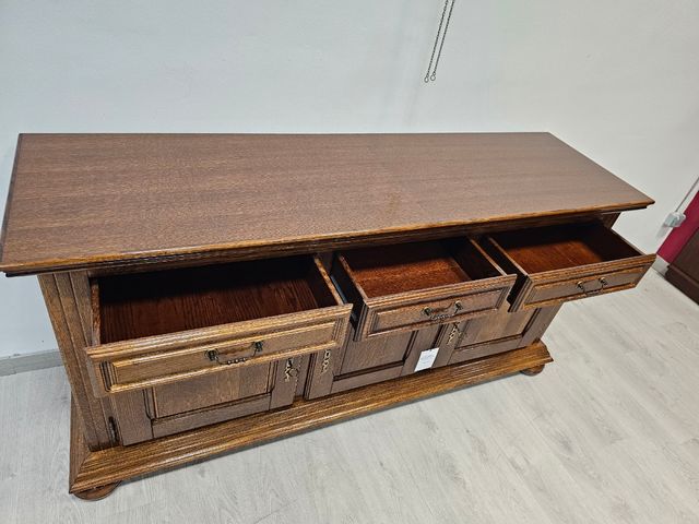 Aparador Rustico de Roble