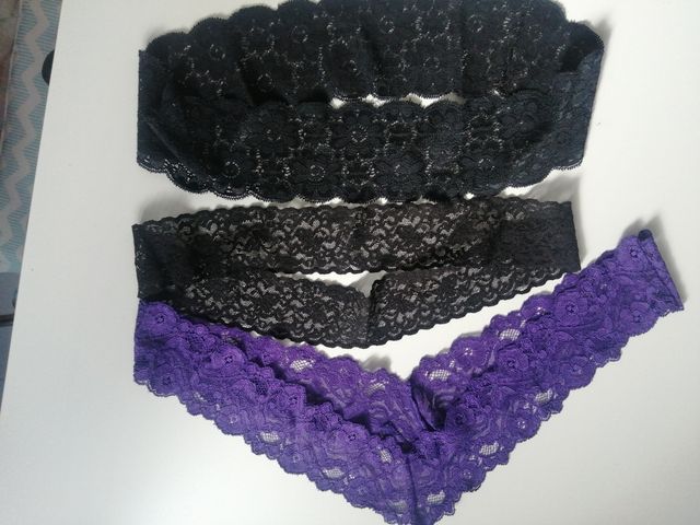 Encajes y tira bordada