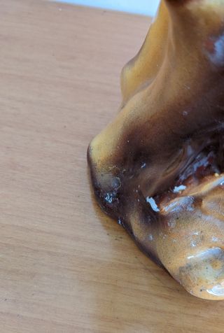 Botijo antiguo con forma de loro