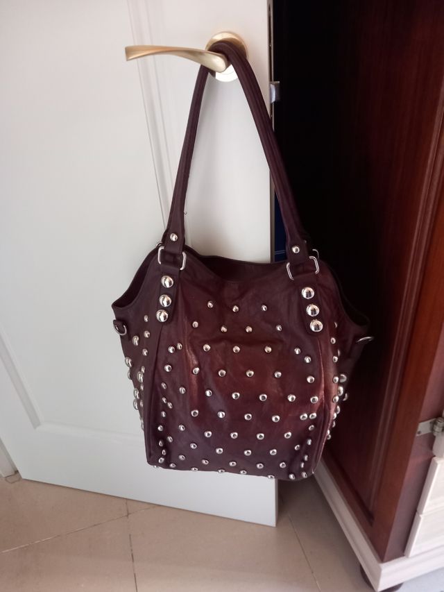 Bolso de piel en perfecto estado 