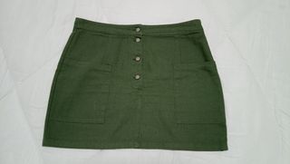Falda verde Militar Kiabi 