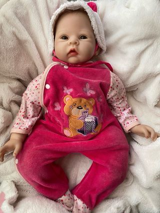 Muñeca bebe reborn realista