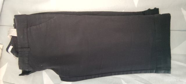 Pantalón pirata. talla 36