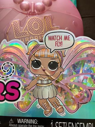 Muñeca LOL magic flyers.