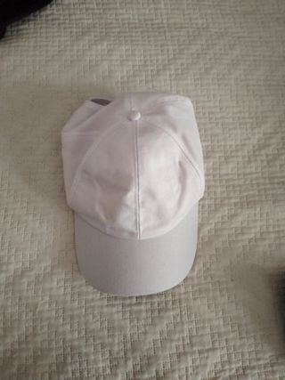 Gorra blanca