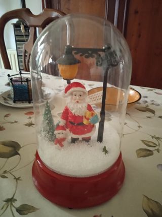 Papá Noel en Cúpula de Cristal