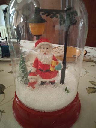 Papá Noel en Cúpula de Cristal