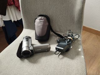Cámara de video Canon LEGRIA HF R106