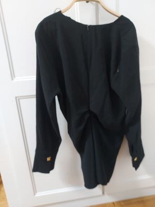 Camisa negra