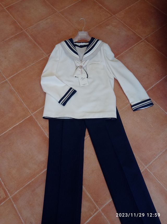 Traje comunión con etiquetas 