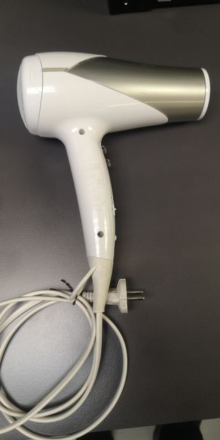 Secador professional philips salondry ceramic