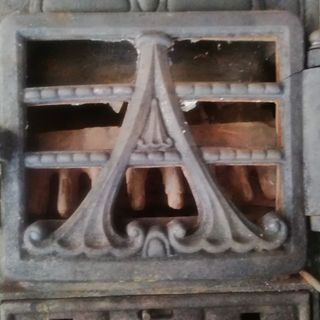 Estufa hierro fundido Salamandra