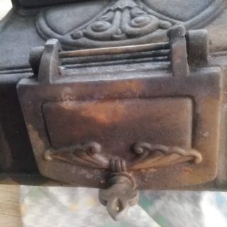 Estufa hierro fundido Salamandra