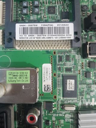 TV SAMSUNG 32 UE32EH6030