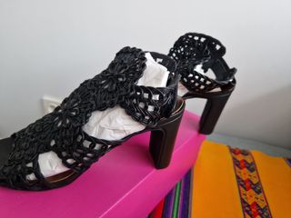 Zapatos Nuevos Mascaró