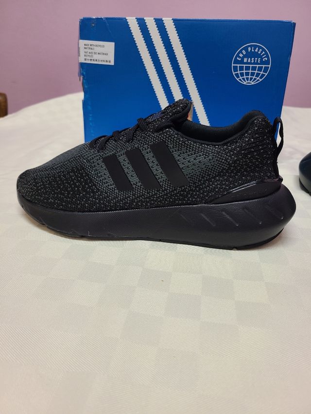 Zapatillas unisex Adidas n.36.5