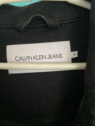 chaqueta vaquera calvin klein 