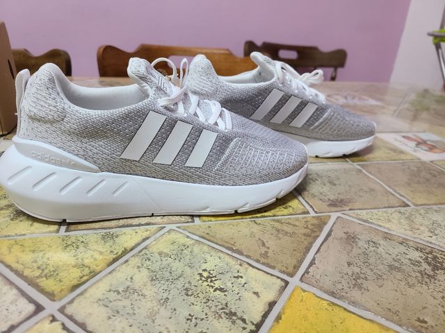 Zapatillas unisex Adidas 38.5