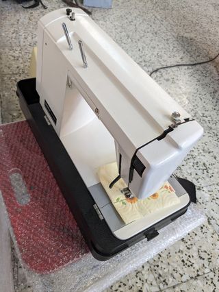 Maquina de Coser SIGMA mod. 2000