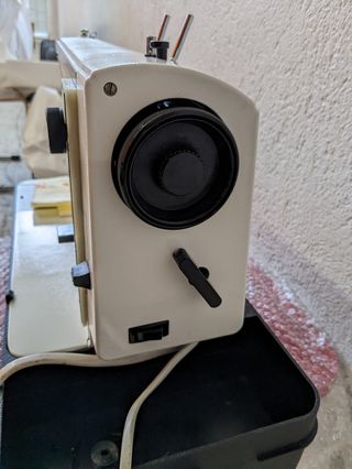 Maquina de Coser SIGMA mod. 2000