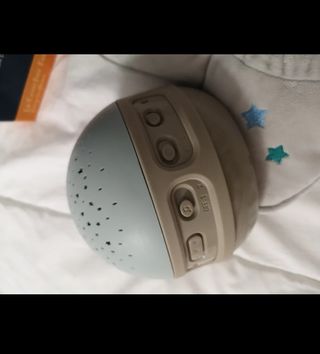 Proyector estrellas bebé marca Pabobo