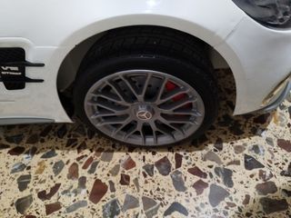 Coche batería niño , MERCEDEZ AMG SL65 NEGOCIABLE