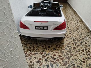 Coche batería niño , MERCEDEZ AMG SL65 NEGOCIABLE