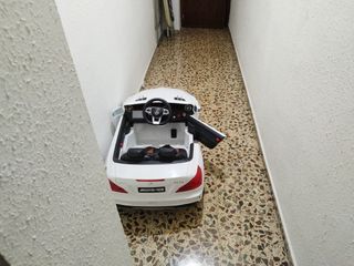 Coche batería niño , MERCEDEZ AMG SL65 NEGOCIABLE
