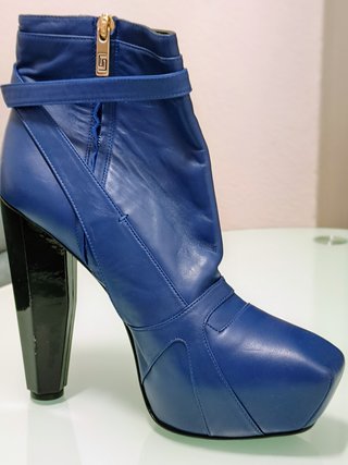 Botines piel azul