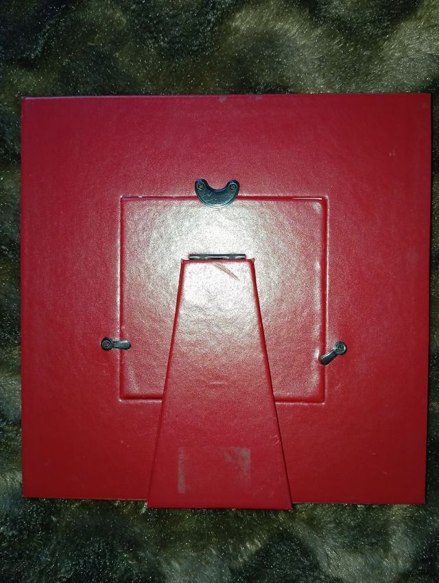 Moldura de retrato vermelha