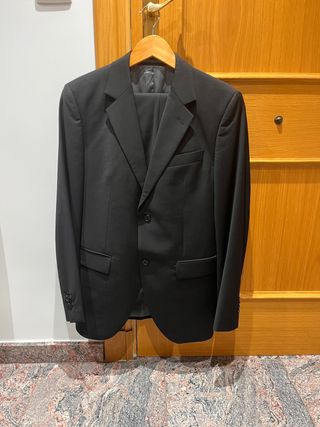 Traje de boda marca Caramelo