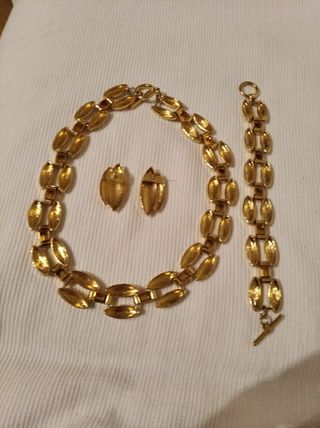 conjunto de visuteria