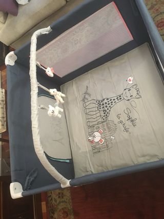 Parque para bebé portatil Renolux Sophie la girafe