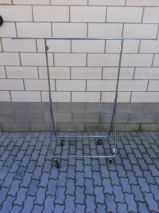 Porta abiti abbigliamento ripieghevole