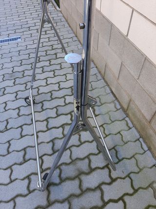 Porta abiti abbigliamento ripieghevole