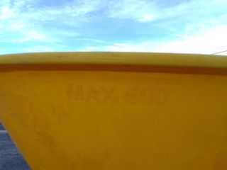 ABONADORA SUSPENDIDA DE 500 KG NUEVA A ESTRENAR.