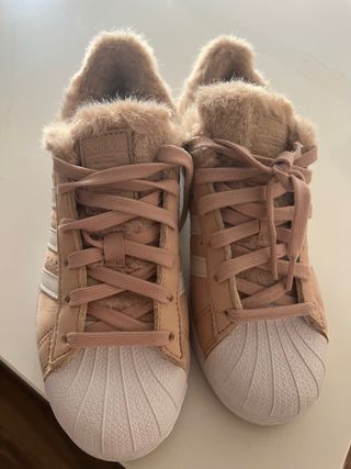 zapatillas adidas peluche superstar