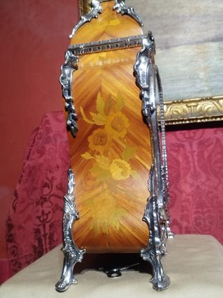 Reloj sobremesa antiguo