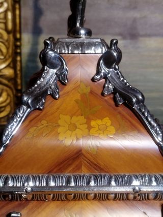 Reloj sobremesa antiguo