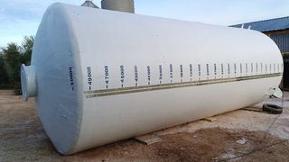 Depósito de fibra de poliéster