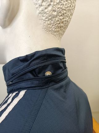 Chaqueta Adidas impermeable