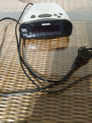 Sveglia con radio