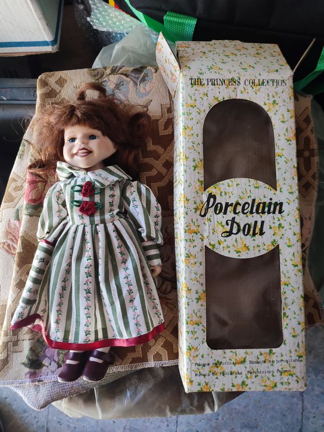 Bambola in Porcellana Vintage