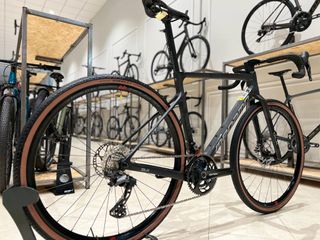 Megamo Silk 08 2024 / Talla XS, S, M, L y XL