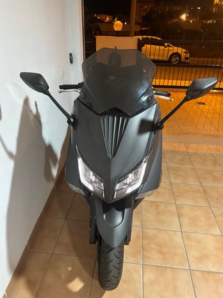 Yamaha T Max 530