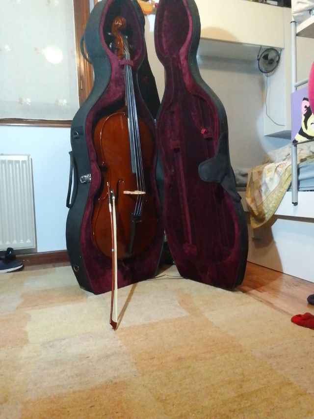 Violoncelo tres cuartos