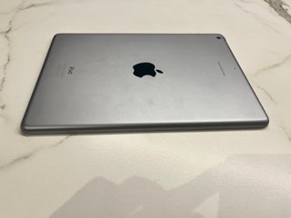 IPAD AIR 32Gb + ACCESORIOS