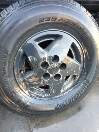 d_24384 Llanta 15 pulgadas Jeep Grand Cherokee II